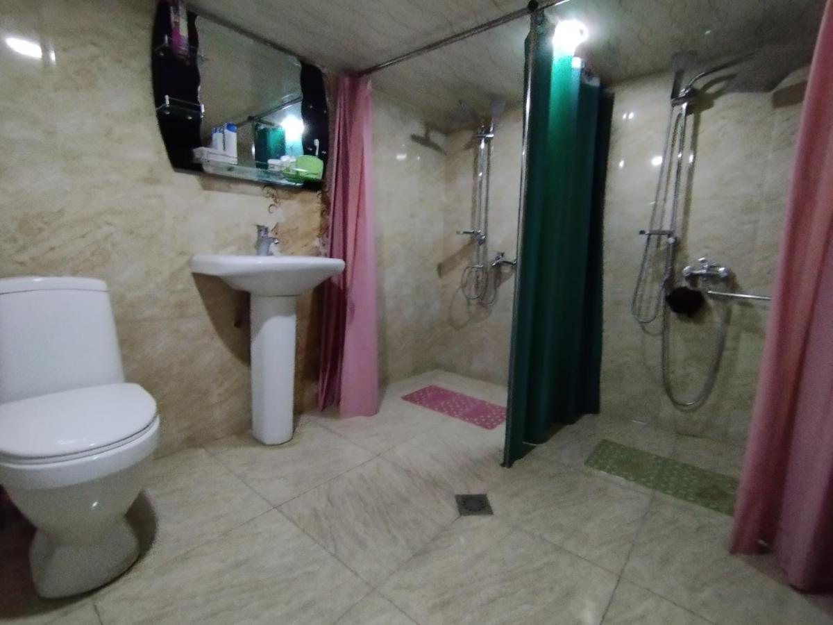 Wooden_Room_Hostel Єреван Екстер'єр фото