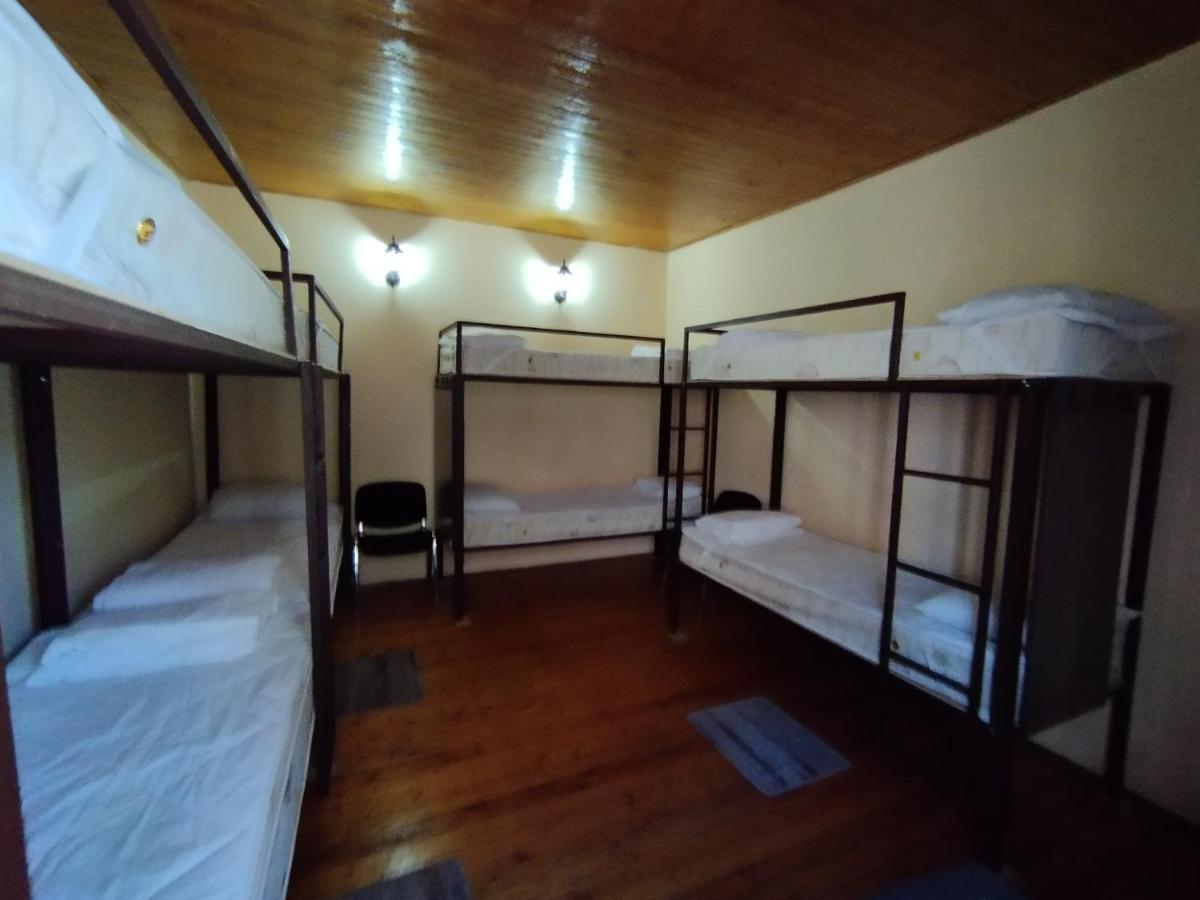 Wooden_Room_Hostel Єреван Екстер'єр фото