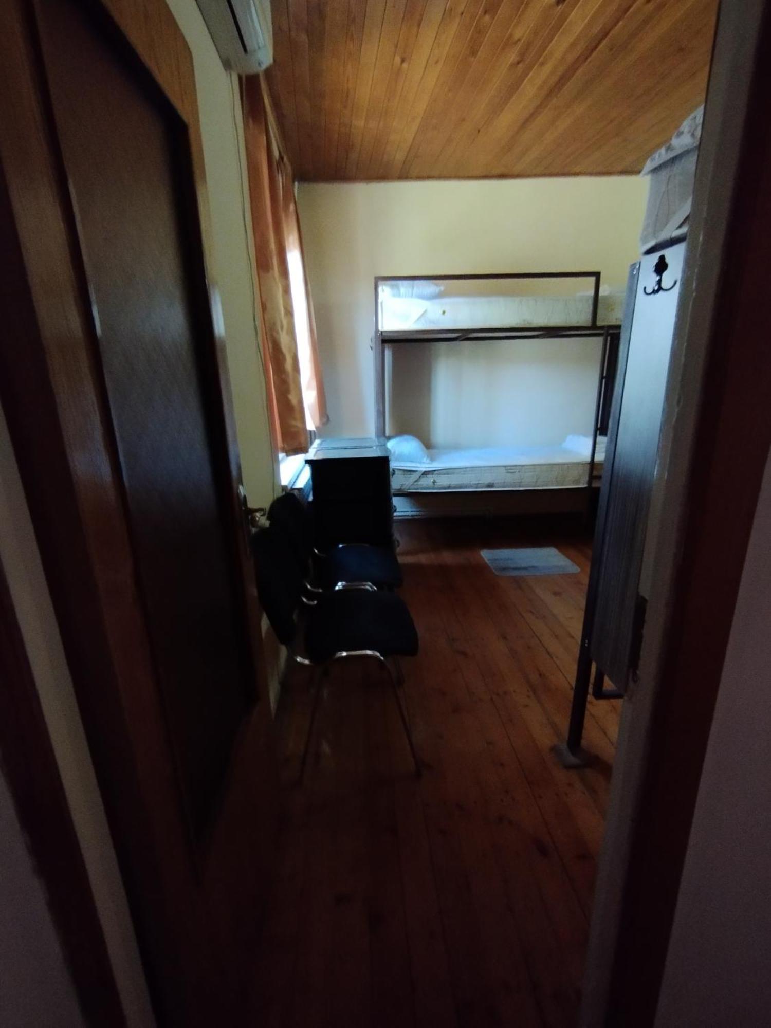 Wooden_Room_Hostel Єреван Екстер'єр фото